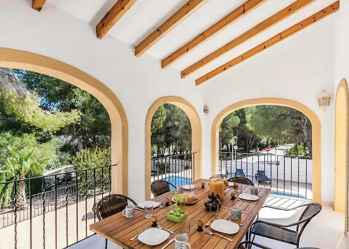 3383 Encina Villa *