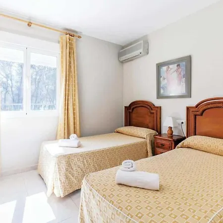3383 Encina Villa *
