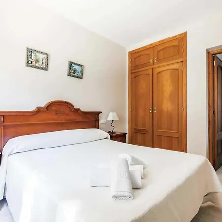 Villa 3383 Encina *